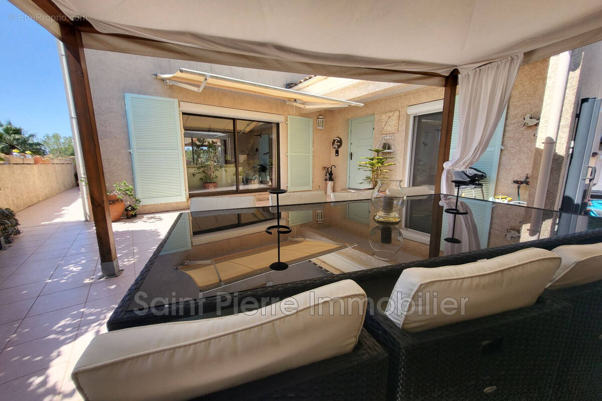 Appartement à VILLENEUVE-LOUBET