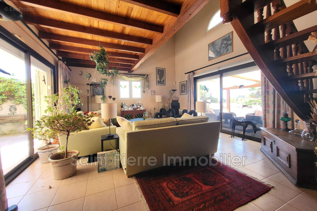 Appartement à VILLENEUVE-LOUBET