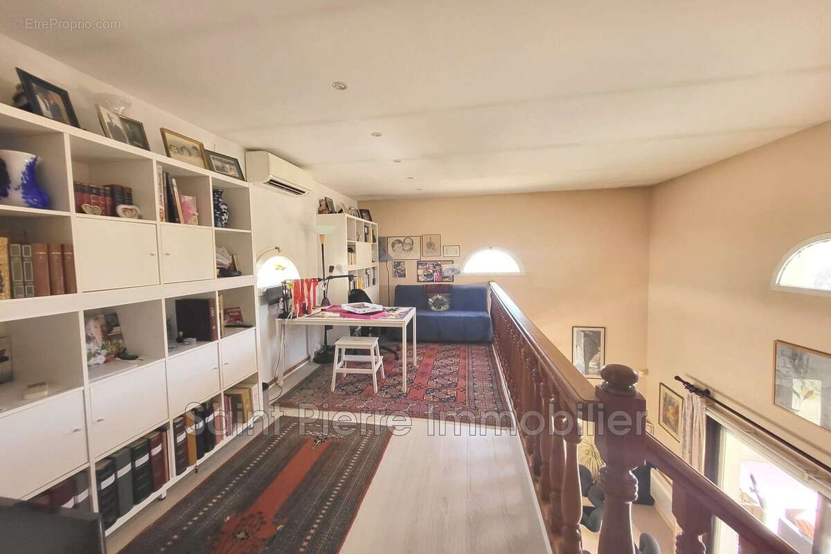 Maison à VILLENEUVE-LOUBET