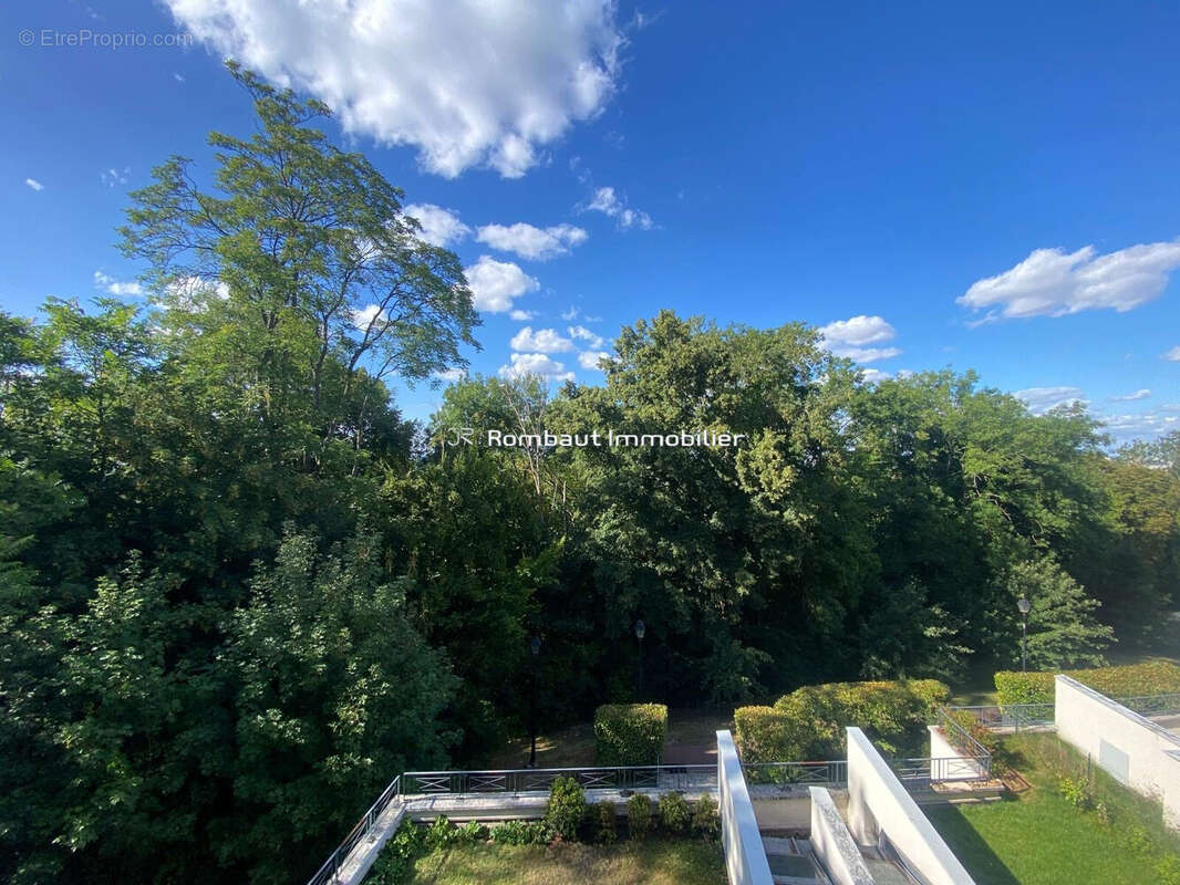 Appartement à BOUGIVAL