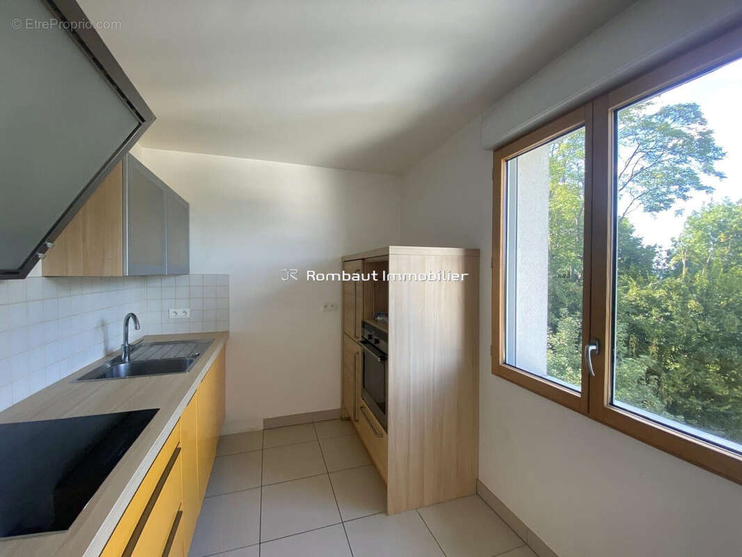 Appartement à BOUGIVAL