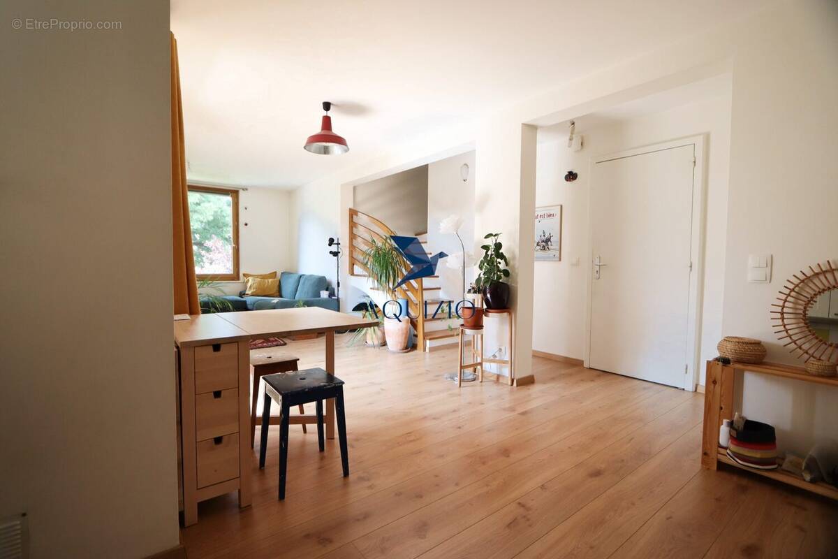 Appartement à SAINT-PIERRE-EN-FAUCIGNY