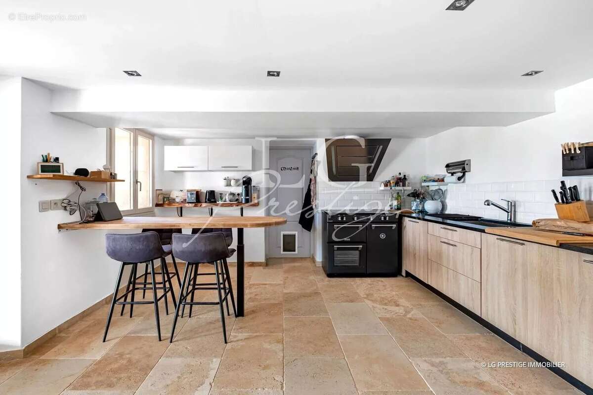 Maison à MONTAUROUX