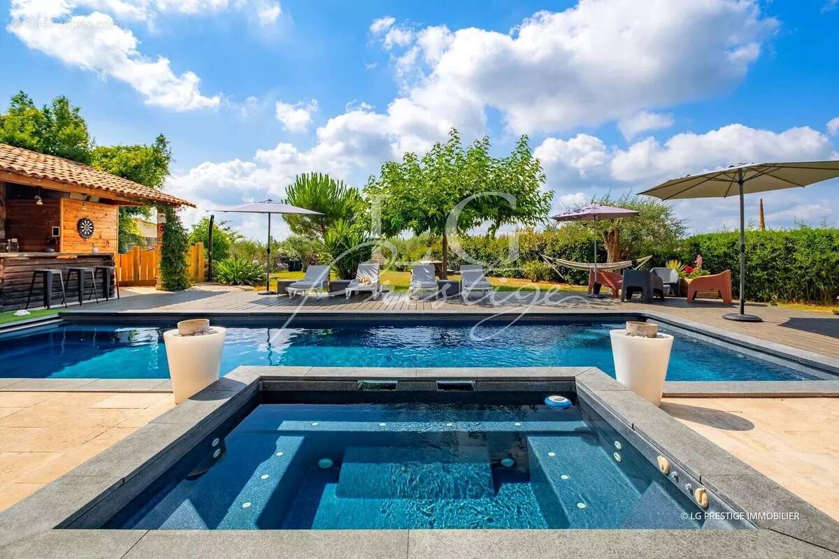 Maison à MONTAUROUX