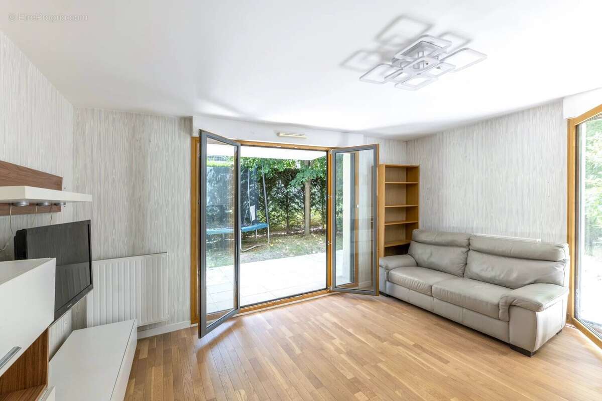 Appartement à CHAVILLE