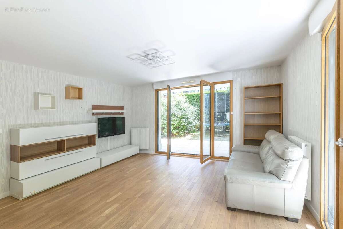 Appartement à CHAVILLE