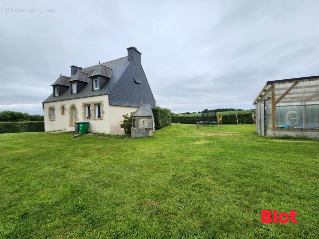 Maison à LOCMARIA-PLOUZANE
