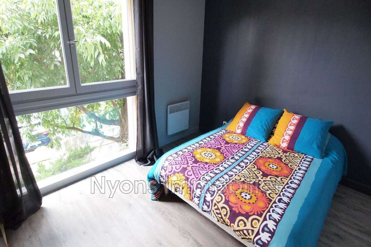 Appartement à NYONS