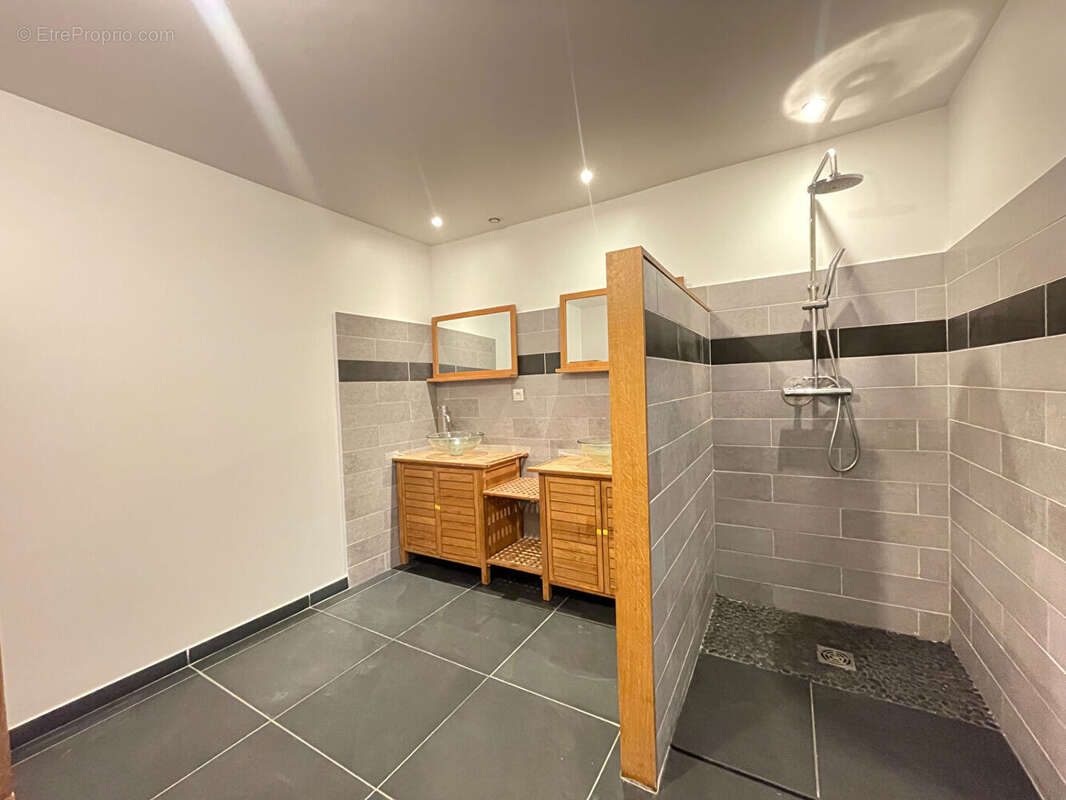 Maison à VERRIERES-LE-BUISSON