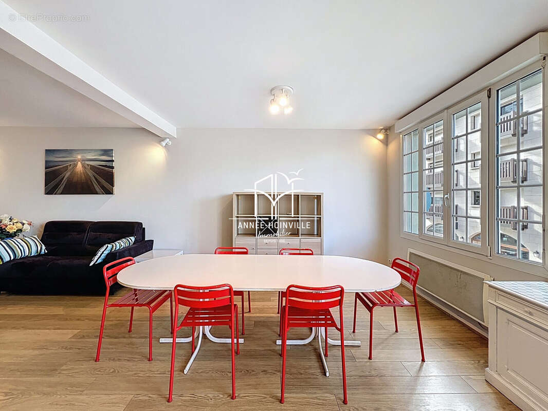 Appartement à DEAUVILLE