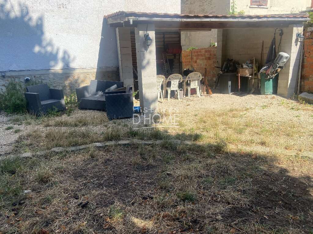 Maison à MARLES-EN-BRIE