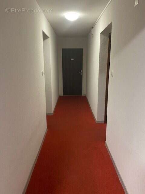 Appartement à ENTRAYGUES-SUR-TRUYERE