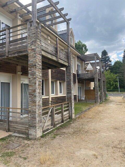 Appartement à ENTRAYGUES-SUR-TRUYERE