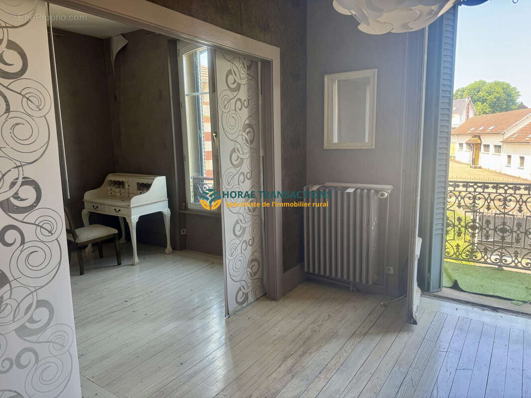 Maison à LUXEUIL-LES-BAINS