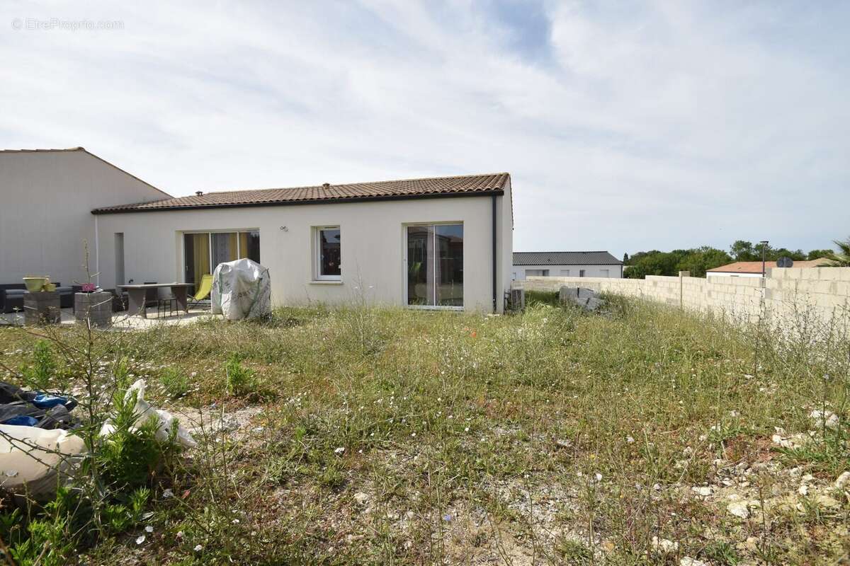 Maison à TONNAY-CHARENTE
