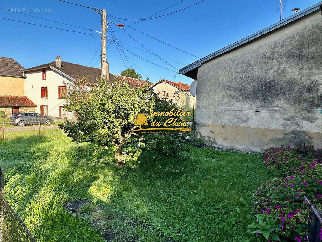 Maison à DEMANGEVELLE