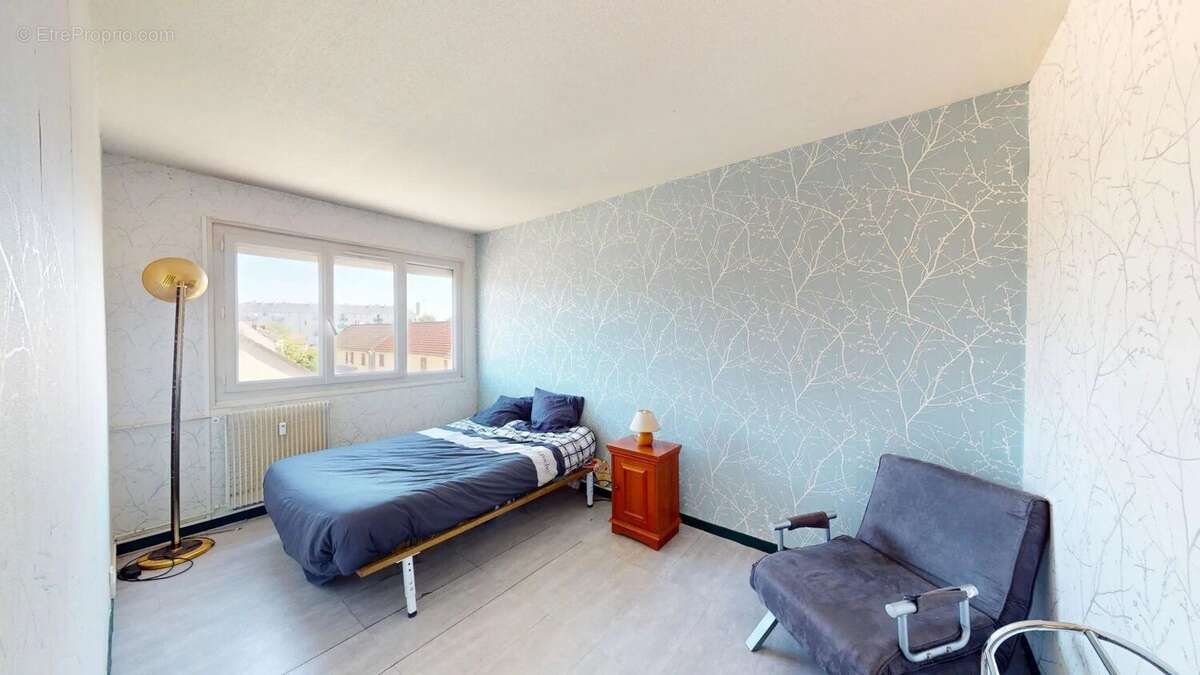 Appartement à MAINVILLIERS