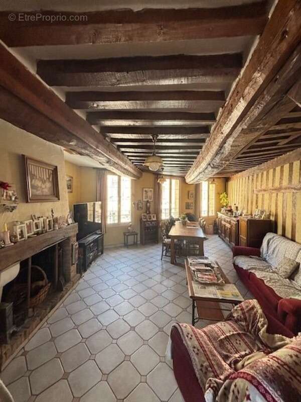 Maison à MONTIVILLIERS