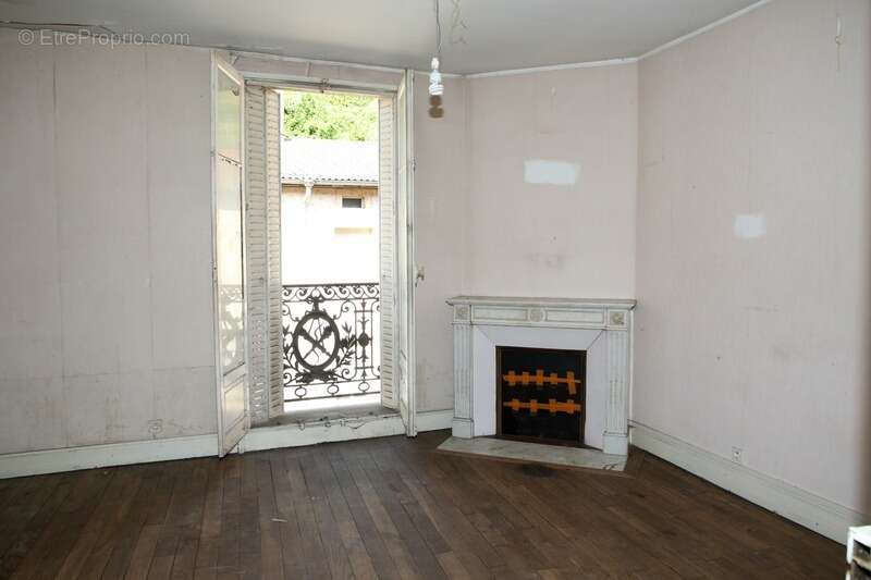 Maison à DUN-SUR-MEUSE