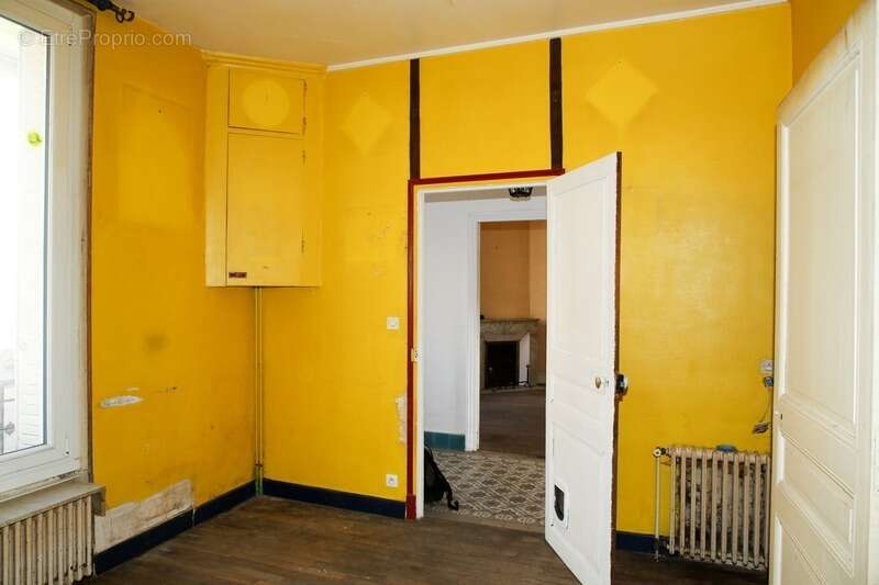 Maison à DUN-SUR-MEUSE