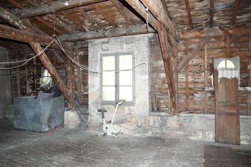 Maison à DUN-SUR-MEUSE