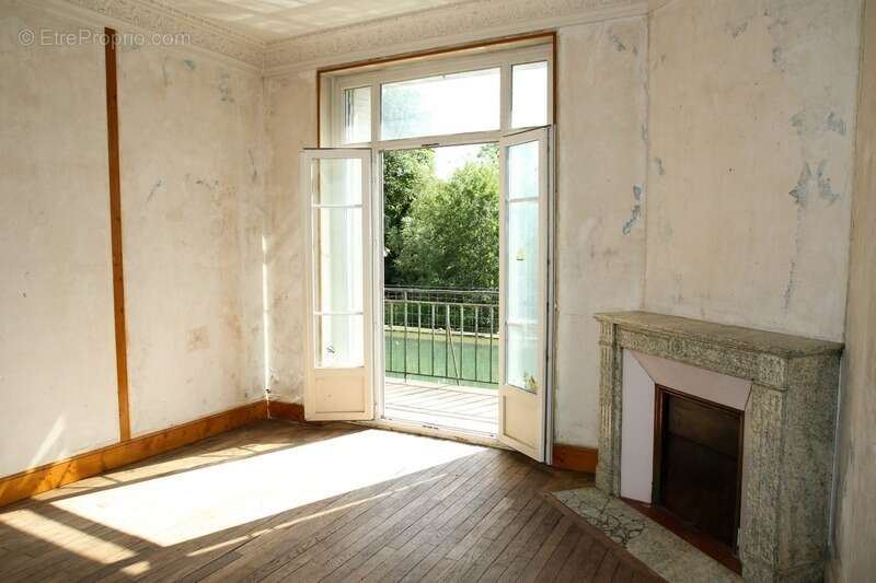 Maison à DUN-SUR-MEUSE