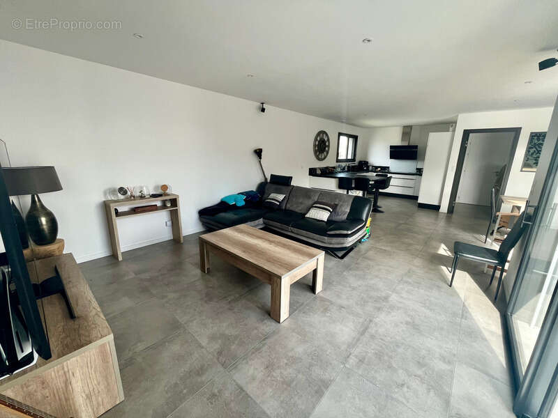 Maison à L&#039;AIGUILLON-SUR-VIE