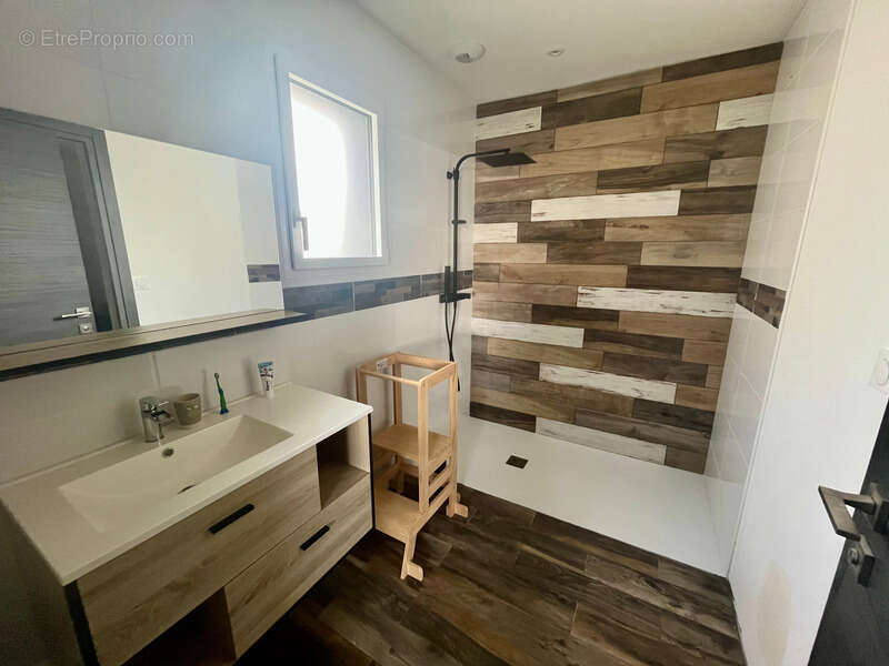 Maison à L&#039;AIGUILLON-SUR-VIE