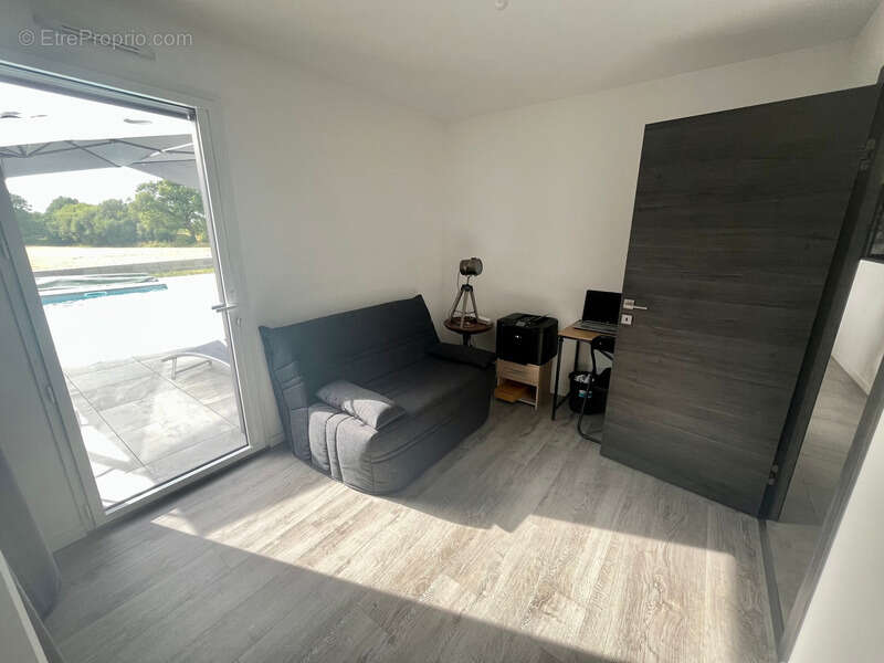 Maison à L&#039;AIGUILLON-SUR-VIE