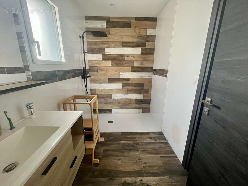 Maison à L&#039;AIGUILLON-SUR-VIE