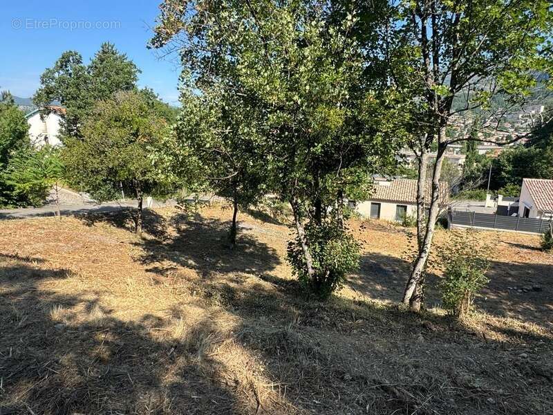 Terrain à DIGNE-LES-BAINS
