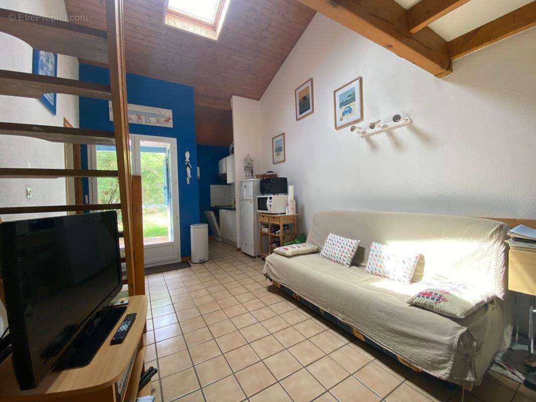 Maison à LES MATHES