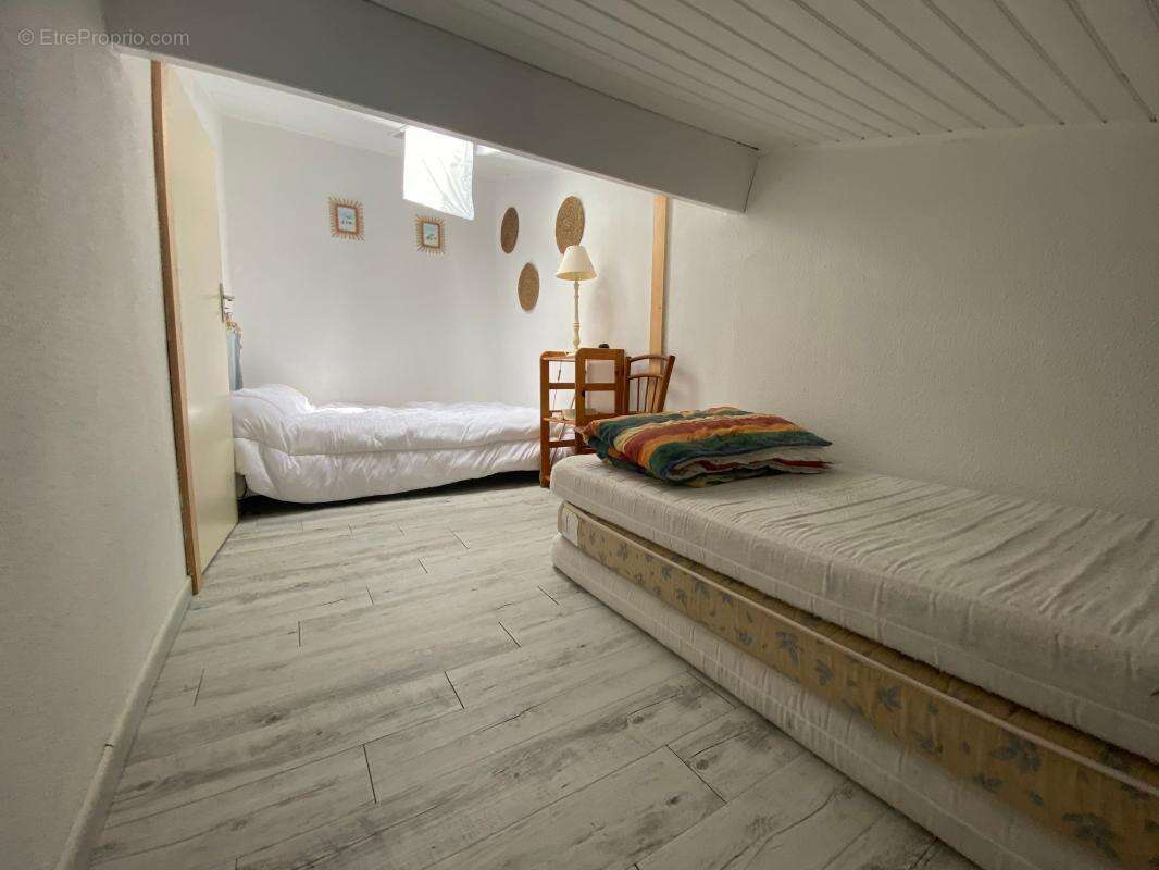 Maison à LES MATHES