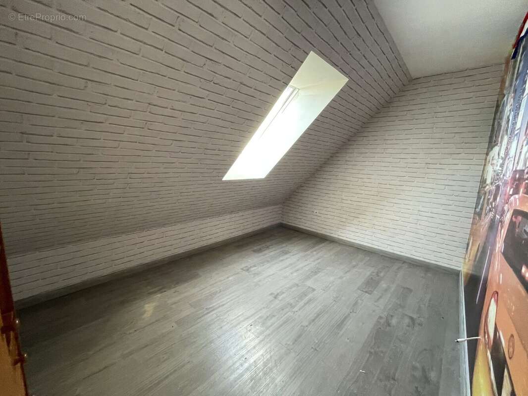 Maison à PONT-D&#039;OUILLY