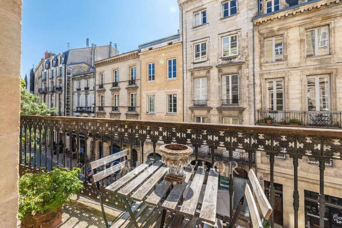 Appartement à BORDEAUX