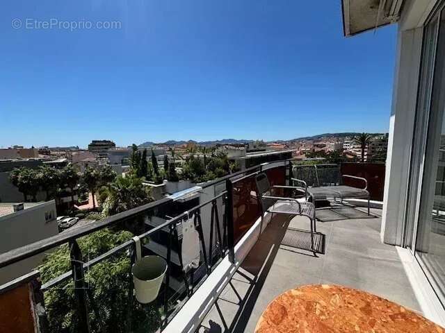 Appartement à CANNES