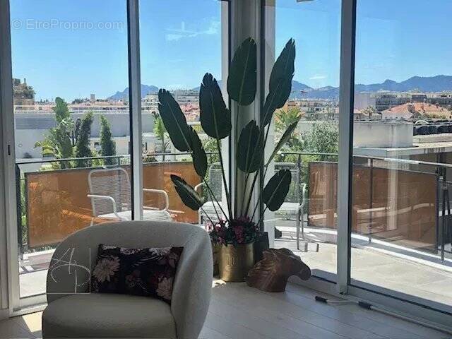 Appartement à CANNES