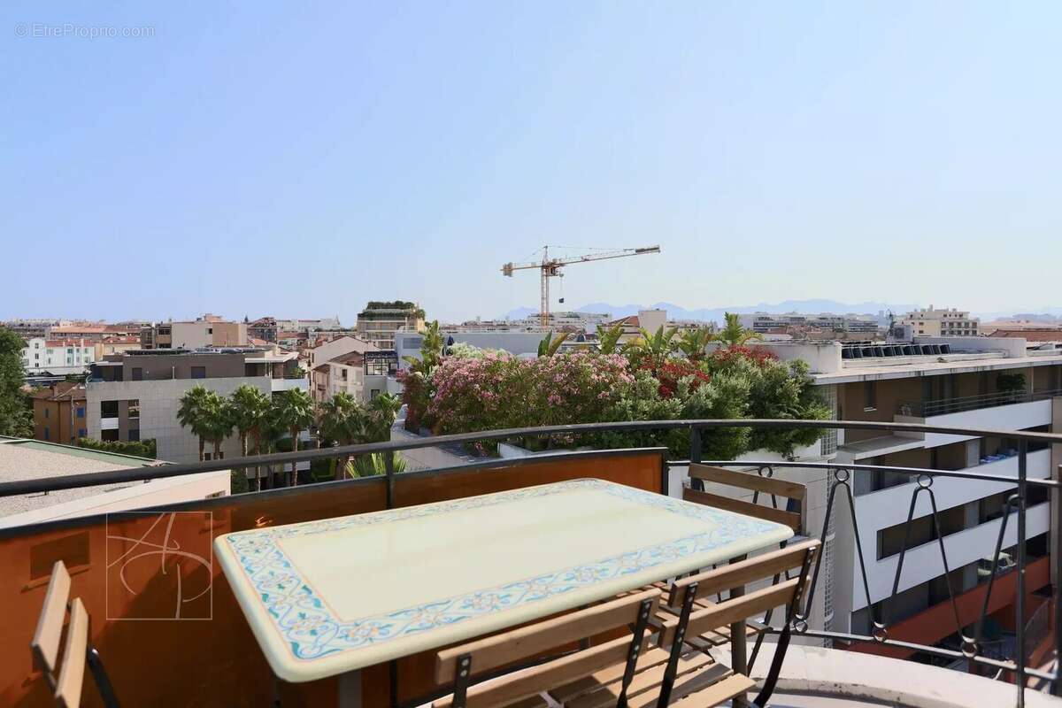Appartement à CANNES