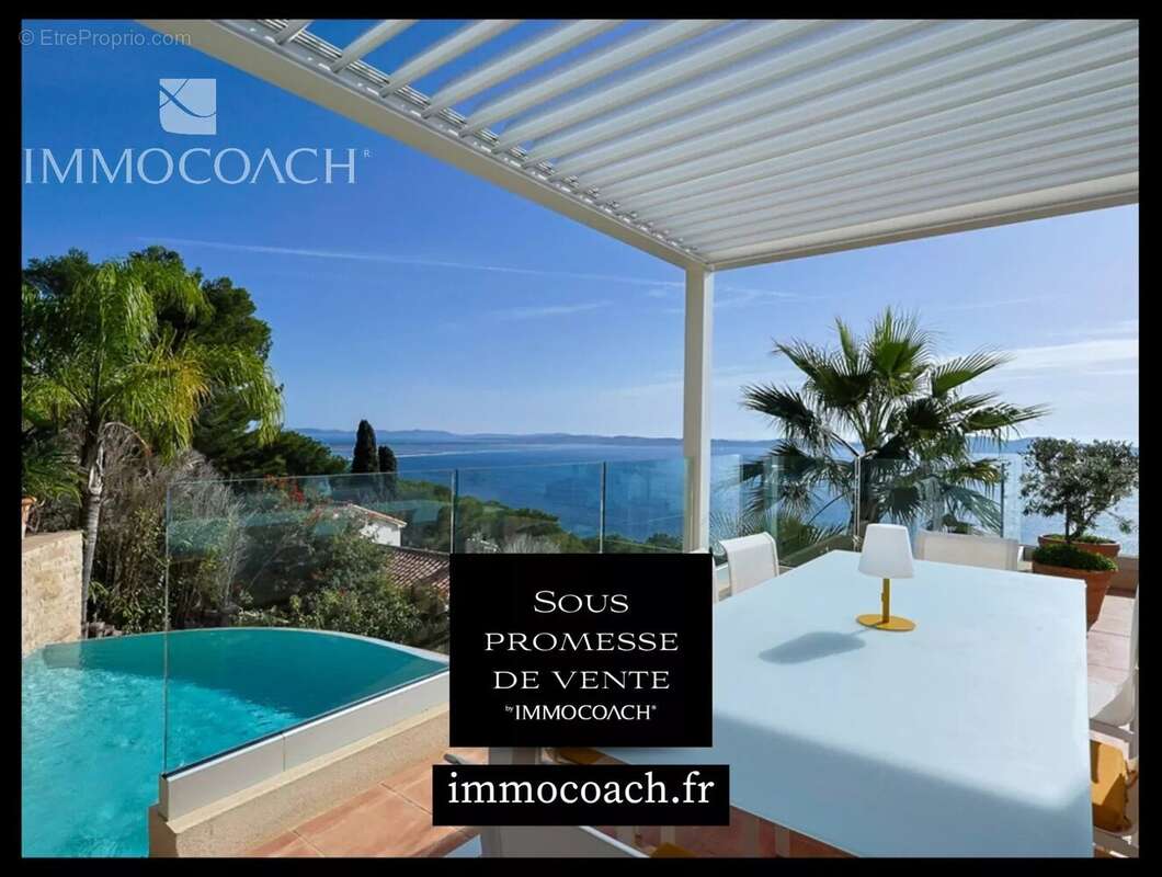 Maison à CARQUEIRANNE