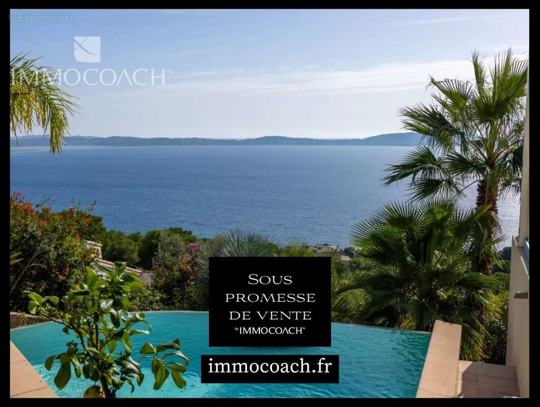 Maison à CARQUEIRANNE