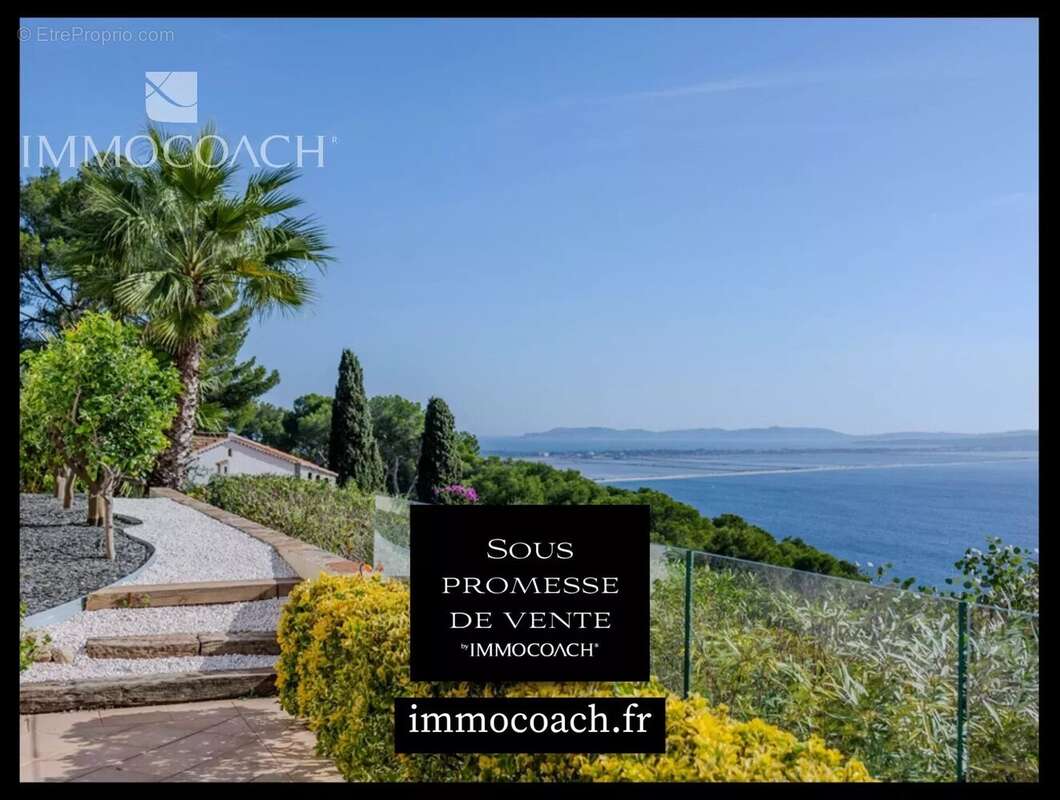 Maison à CARQUEIRANNE