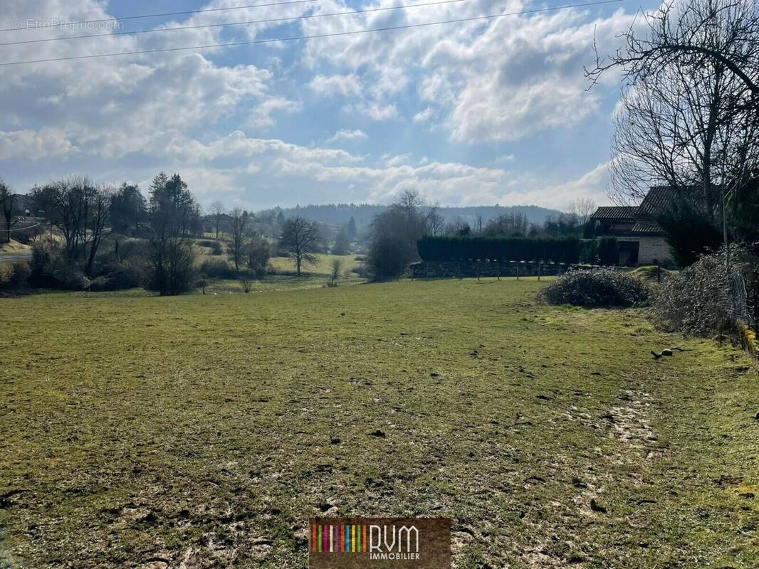 Terrain à HAUTECOURT-ROMANECHE