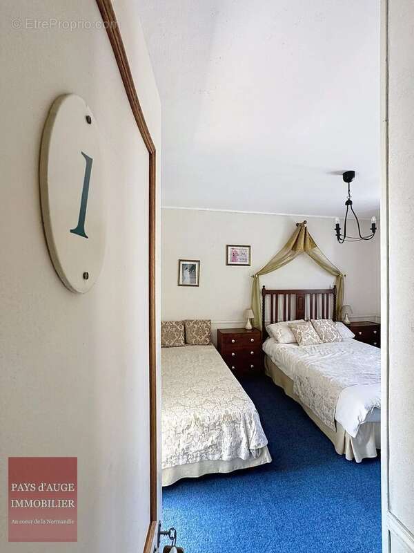 Maison à TICHEVILLE