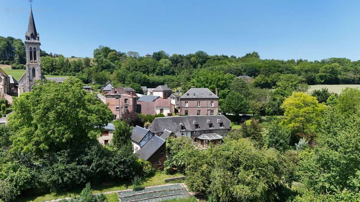 Maison à TICHEVILLE