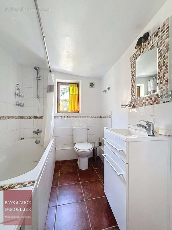 Maison à TICHEVILLE