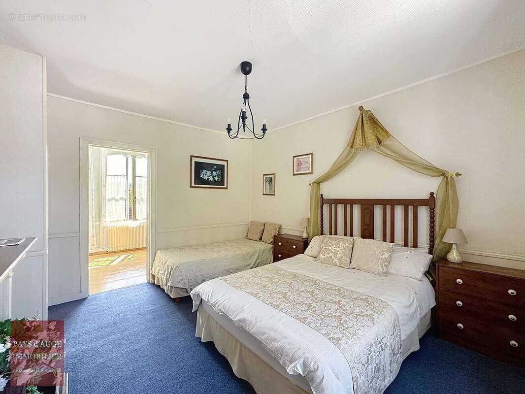 Maison à TICHEVILLE