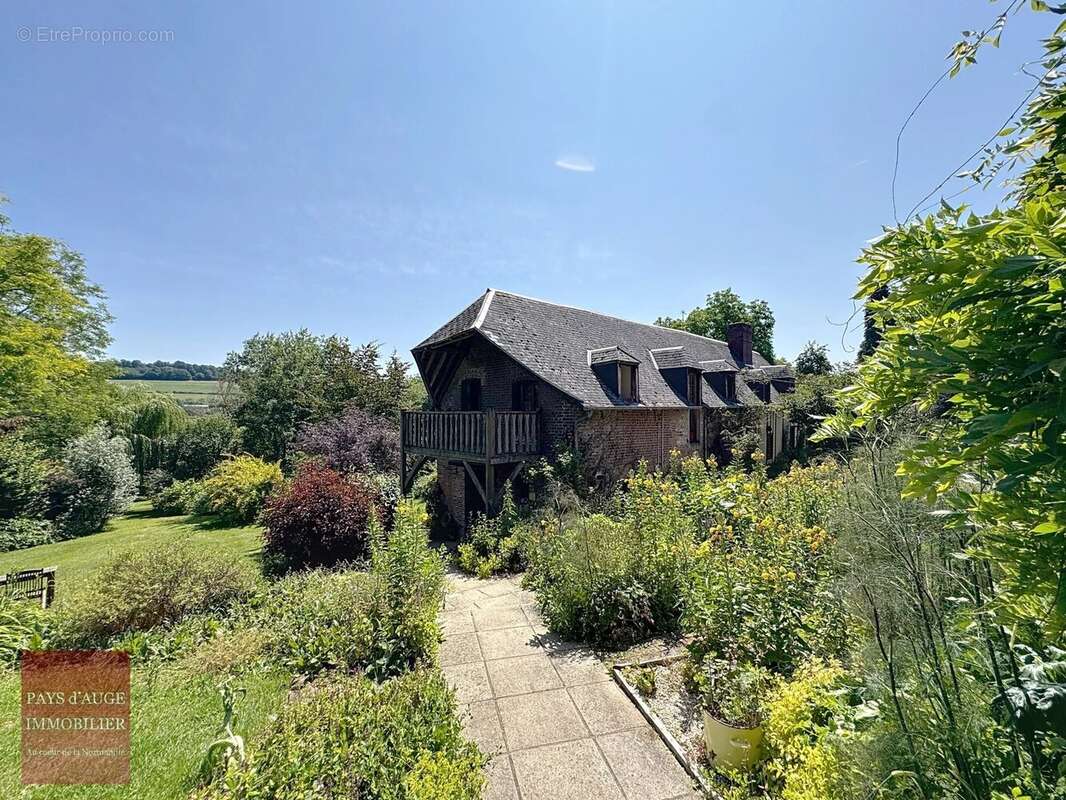 Maison à TICHEVILLE