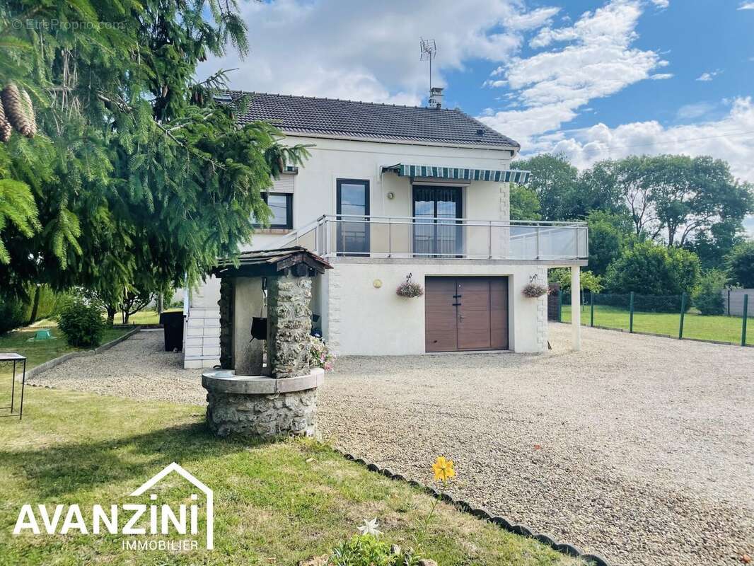 Maison à PIERRE-LEVEE