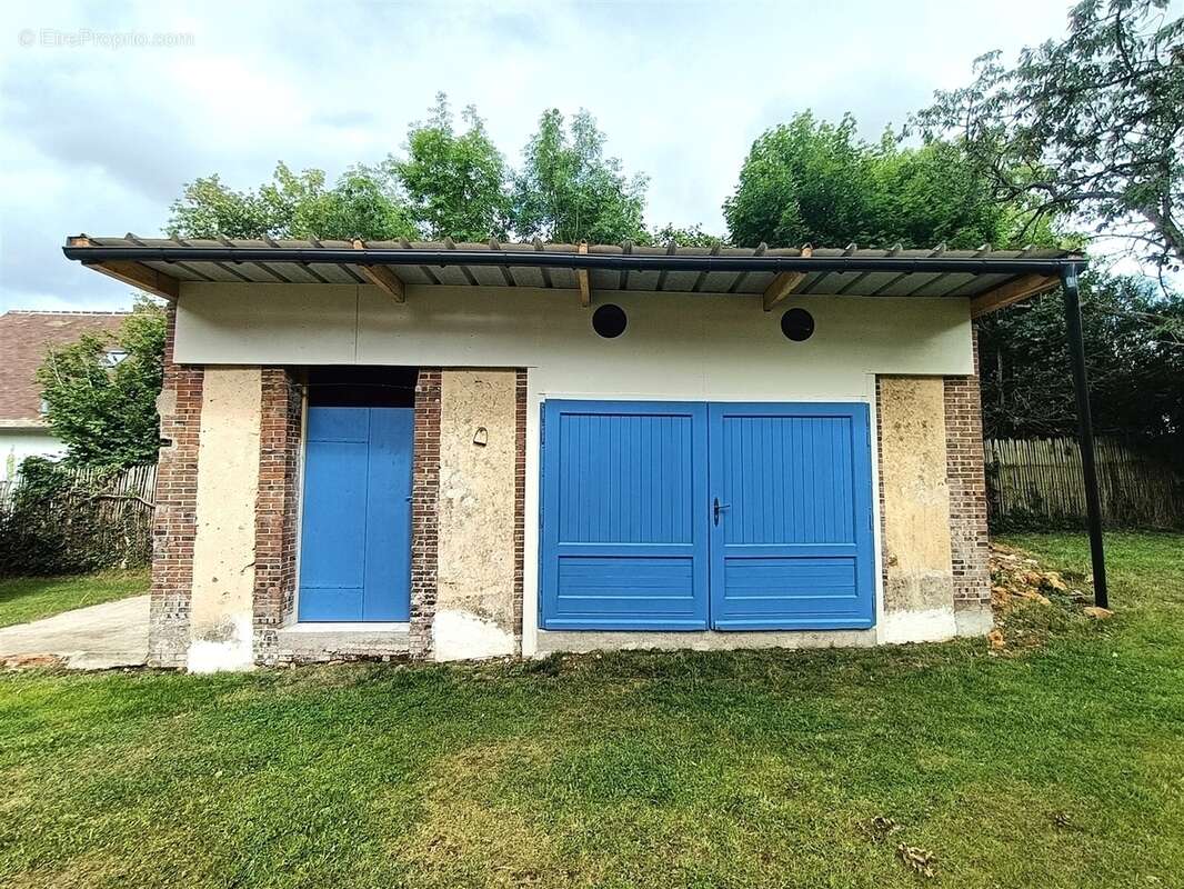 Maison à MONTIGNY-SUR-AVRE