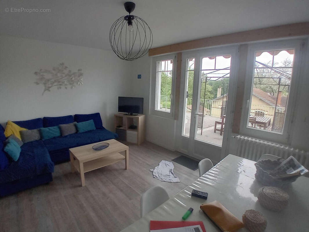 Vue sur la terrasse - Appartement à CAHORS